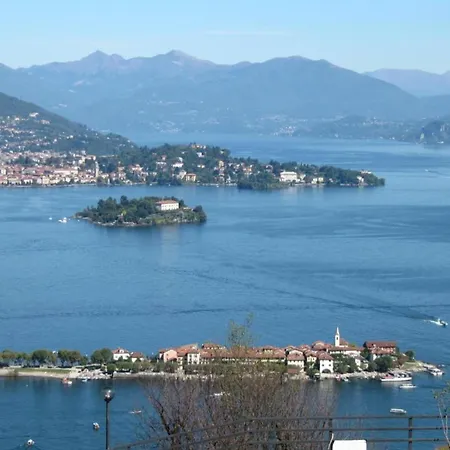 Near Historic Center And Promenade Baveno