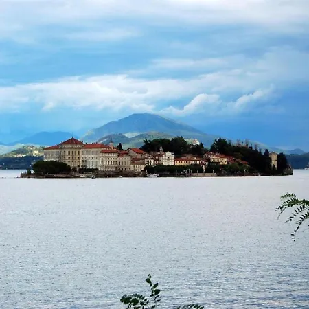 Near Historic Center And Promenade Semesterbostad *