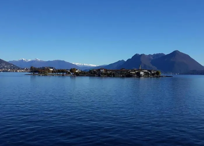 Сasa de vacaciones In With Maggiore Views Baveno