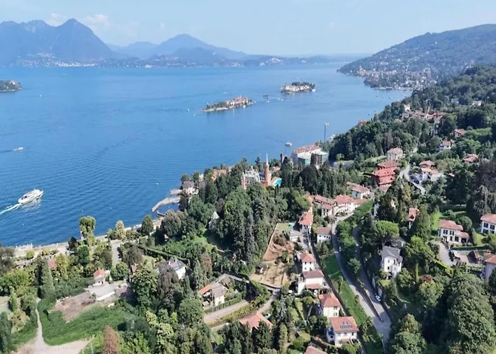 Сasa de vacaciones In With Maggiore Views *